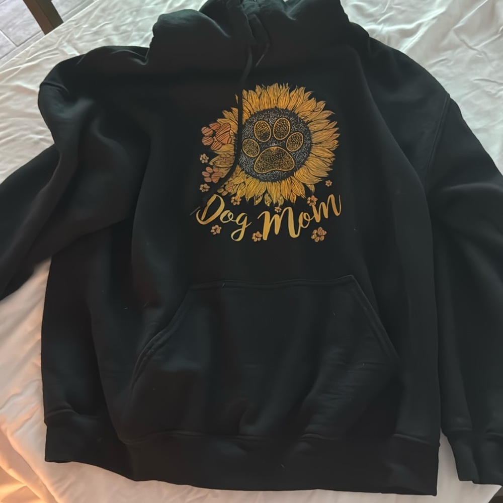Brand new black sunflower dog, Mom sweatshirt size large